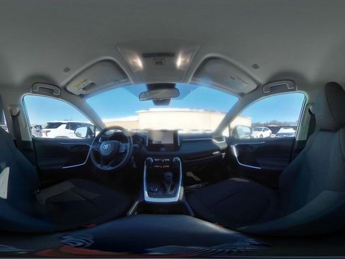 Used 2025 Toyota RAV4 LE image 42