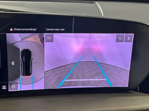 Used 2025 Audi Q5 Premium w/ Convenience Package image 18