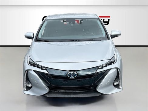 Used 2021 Toyota Prius Prime Limited w/ Carpet Mat Package (TMS) image 2