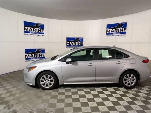 Used 2024 Toyota Corolla LE FWD image 7