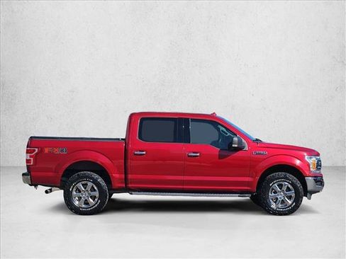 Used 2018 Ford F150 XLT w/ Equipment Group 302A Luxury AWD/4WD image 9