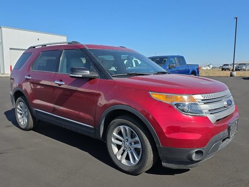 Used 2013 Ford Explorer XLT AWD/4WD image 1
