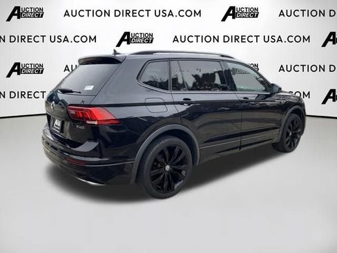Used 2021 Volkswagen Tiguan SE R-Line image 21