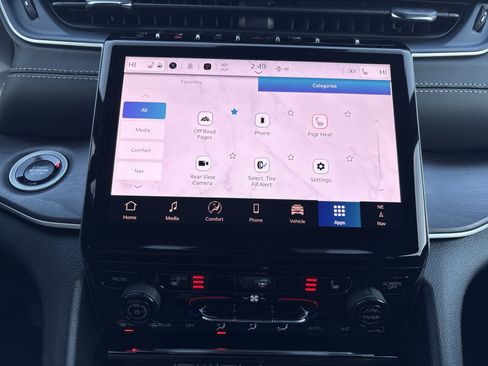 New 2025 Jeep Grand Cherokee L Limited image 29