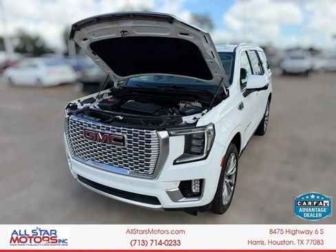Used 2021 GMC Yukon Denali w/ Denali Premium Package AWD/4WD image 4