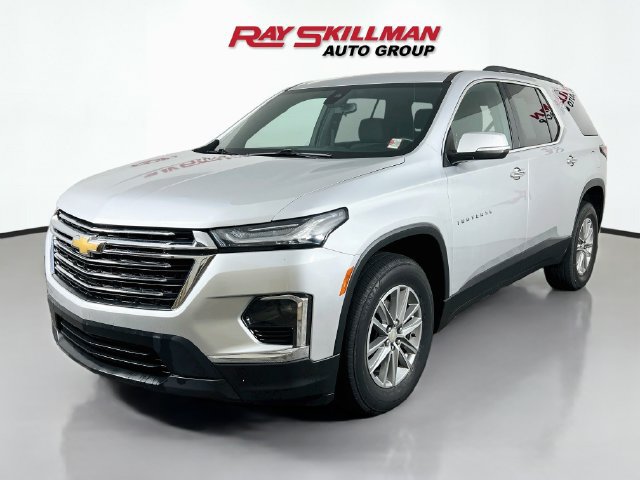 Used 2022 Chevrolet Traverse LT w/ LPO, Cargo Package AWD/4WD image 3