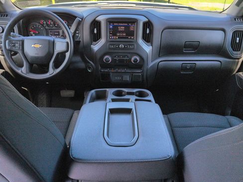Certified 2022 Chevrolet Silverado 1500 Custom AWD/4WD image 20