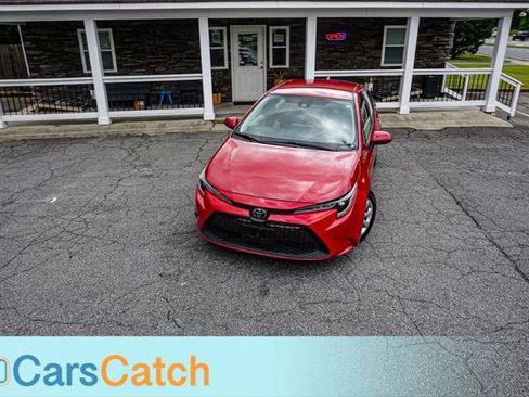 Used 2020 Toyota Corolla LE FWD image 3