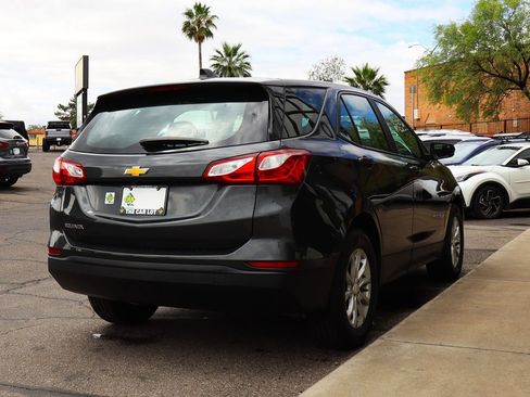 Used 2021 Chevrolet Equinox LS FWD image 13