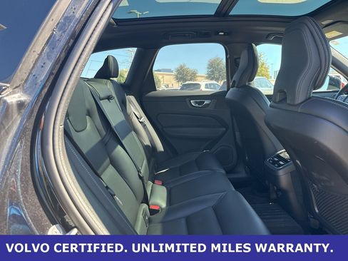 Certified 2024 Volvo XC60 B5 Ultimate w/ Protection Package Premier image 16