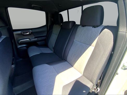 Certified 2023 Toyota Tacoma TRD Off-Road image 20