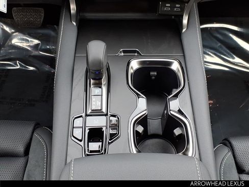 New 2026 Lexus RX 450h 450h+ Luxury image 10