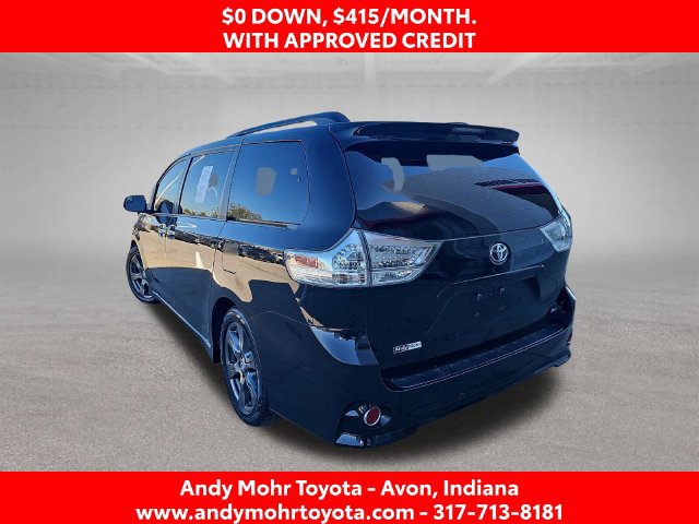 Used 2017 Toyota Sienna SE FWD image 5