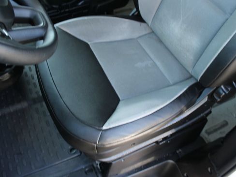 Used 2025 RAM ProMaster 2500 w/ Convenience Group FWD image 13