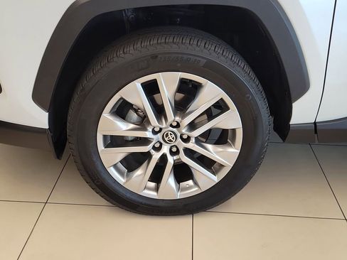 Certified 2023 Toyota RAV4 XLE Premium image 4