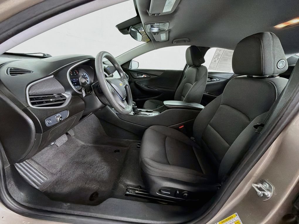 Used 2024 Chevrolet Malibu LT FWD image 12