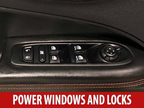 Used 2019 Jeep Compass Trailhawk AWD/4WD image 9