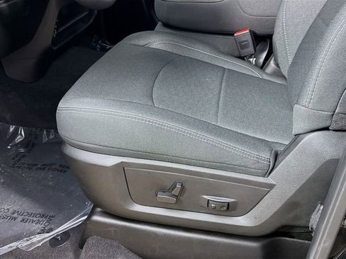 Used 2025 RAM 2500 Big Horn image 19