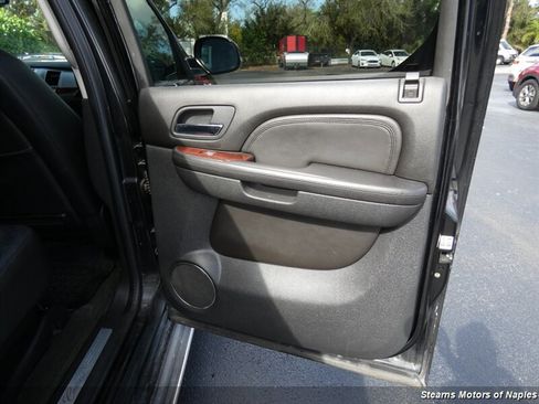 Used 2007 Cadillac Escalade EXT EXT w/ Climate Package image 54