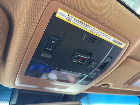 New 2025 Lexus ES 350 w/ Premium Package image 29