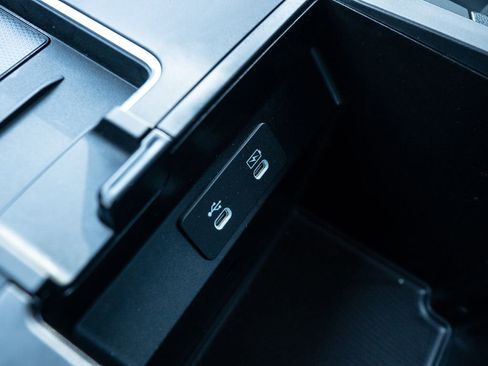 Certified 2026 Acura MDX SH-AWD image 38