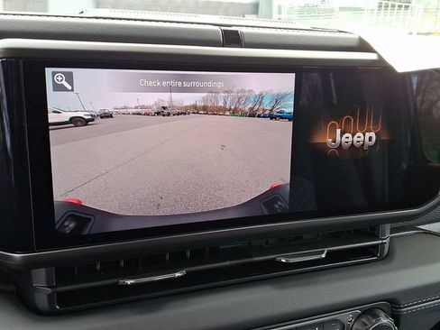 New 2026 Jeep Gladiator Mojave image 12