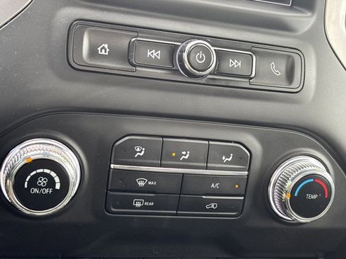 Used 2024 GMC Sierra 2500 Pro w/ Convenience Package image 29