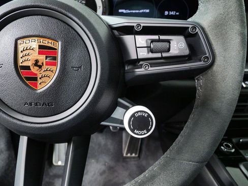 Used 2024 Porsche 911 Carrera GTS RWD image 11