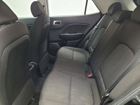 Used 2021 Hyundai Venue SE FWD image 18