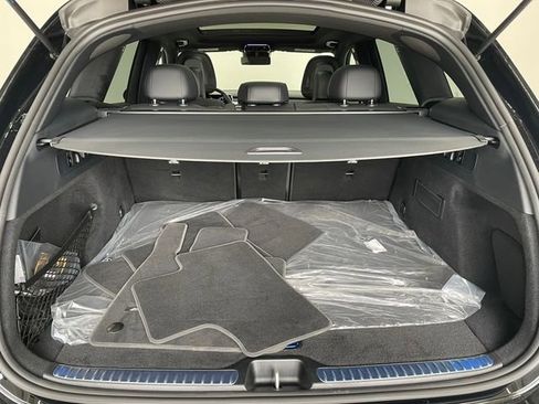 New 2026 Mercedes-Benz GLC 300 image 8