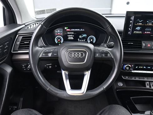 Used 2021 Audi Q5 e Premium Plus w/ Premium Plus Package AWD/4WD image 25