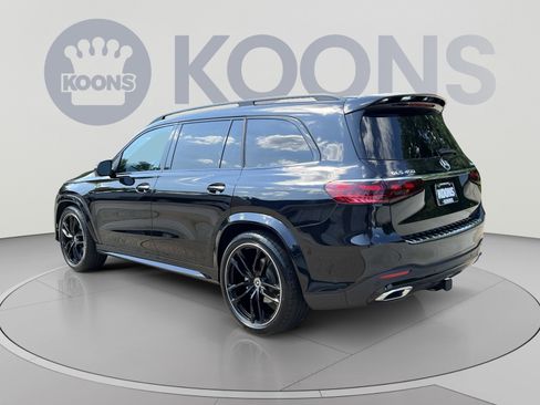 Used 2025 Mercedes-Benz GLS 450 4MATIC image 4