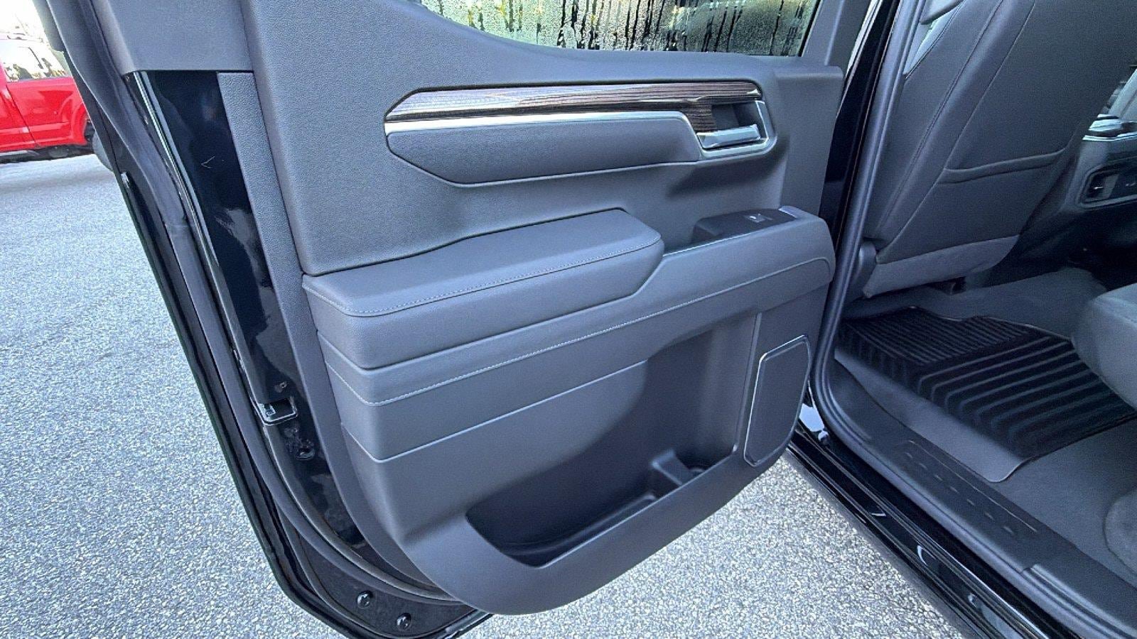 New 2026 Chevrolet Silverado 1500 RST w/ Convenience Package II AWD/4WD image 20