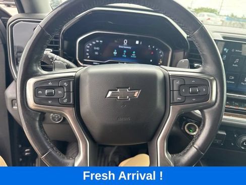 Used 2022 Chevrolet Silverado 1500 RST w/ Convenience Package II RWD image 5