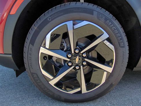 New 2026 Chevrolet Equinox EV LT AWD/4WD image 29