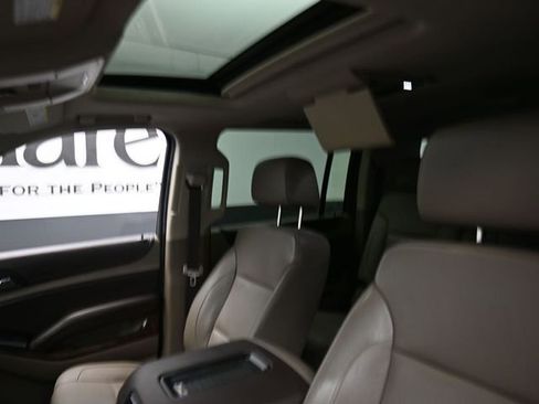 Used 2017 Chevrolet Suburban LT w/ LT Signature Package image 17