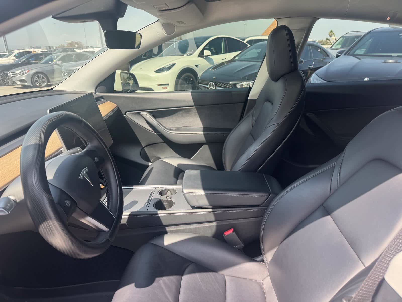 Used 2022 Tesla Model Y Long Range AWD/4WD image 6