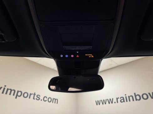 Used 2025 Buick Enclave Sport Touring image 19