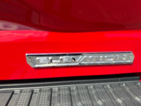 Used 2024 GMC Sierra 1500 Elevation AWD/4WD image 11