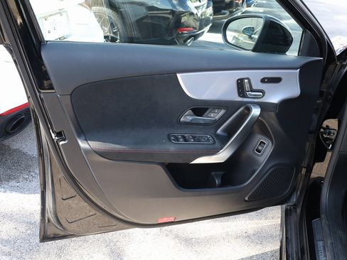 Used 2022 Mercedes-Benz A 220 4MATIC image 10