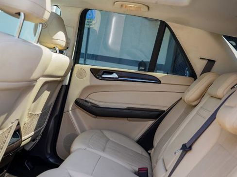 Used 2018 Mercedes-Benz GLE 350 w/ Premium 1 Package image 15