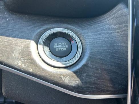 Certified 2022 Jeep Grand Cherokee Limited AWD/4WD image 24