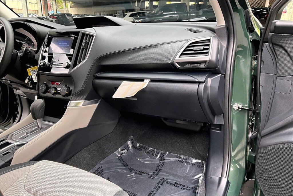 Certified 2024 Subaru Forester AWD/4WD image 11