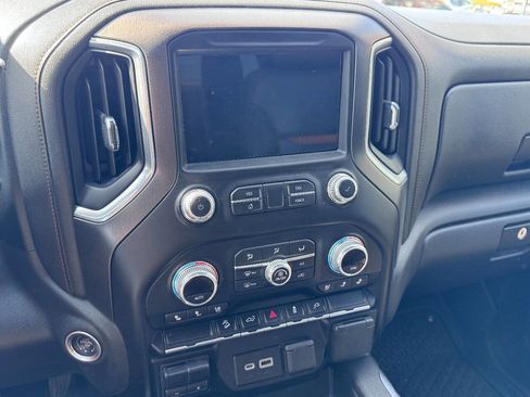 Used 2021 GMC Sierra 1500 AT4 image 23
