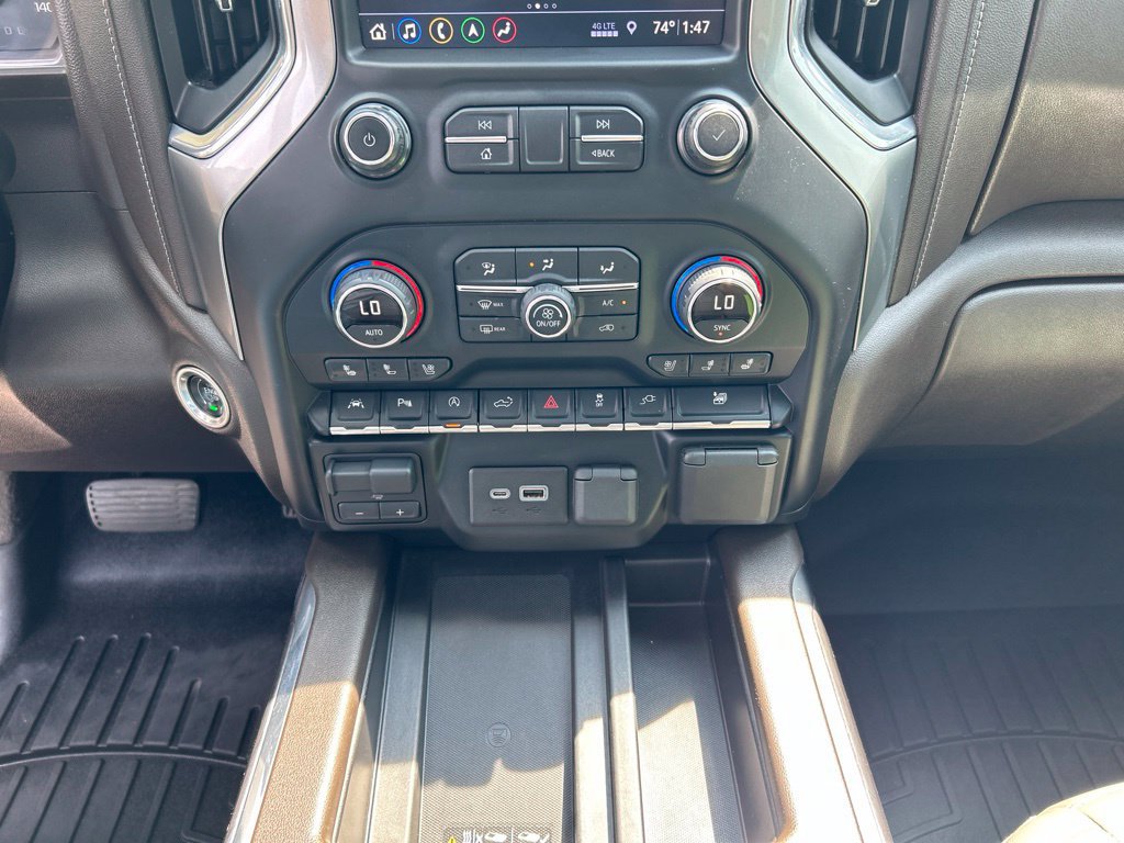 Used 2019 Chevrolet Silverado 1500 LTZ w/ LTZ Premium Package AWD/4WD image 23