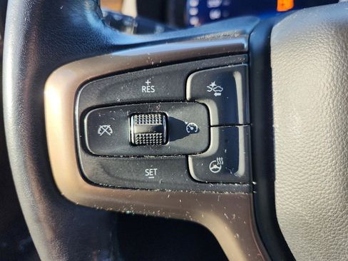 Used 2022 Chevrolet Suburban High Country image 26