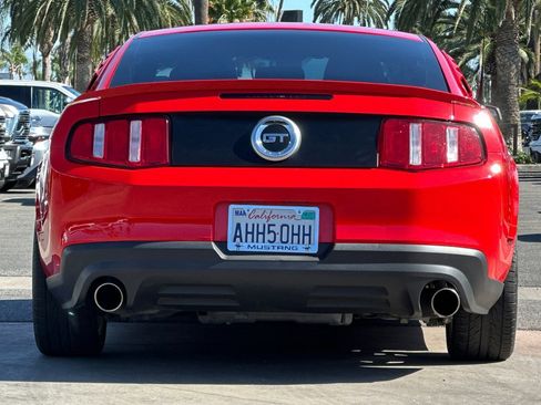 Used 2012 Ford Mustang GT RWD image 5