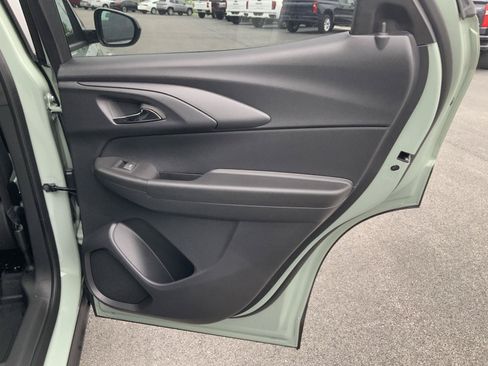 New 2026 Chevrolet TrailBlazer LT w/ Convenience Package FWD image 54