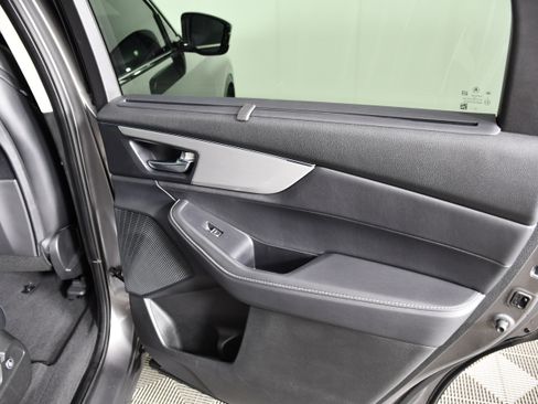 Certified 2024 Acura MDX SH-AWD w/ Technology Package image 43