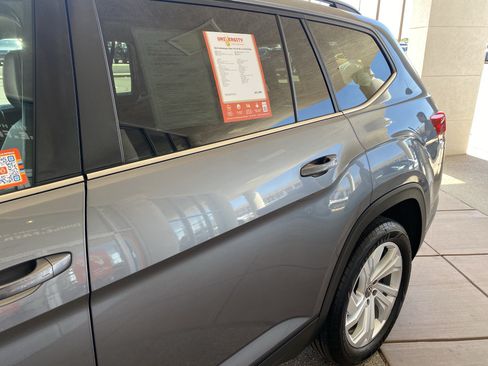 Certified 2023 Volkswagen Atlas SE w/ Panoramic Sunroof Package FWD image 65